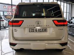 تۆیۆتا لاند کروزەر